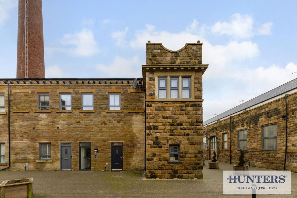 Property photo 2 of 22 Exterior