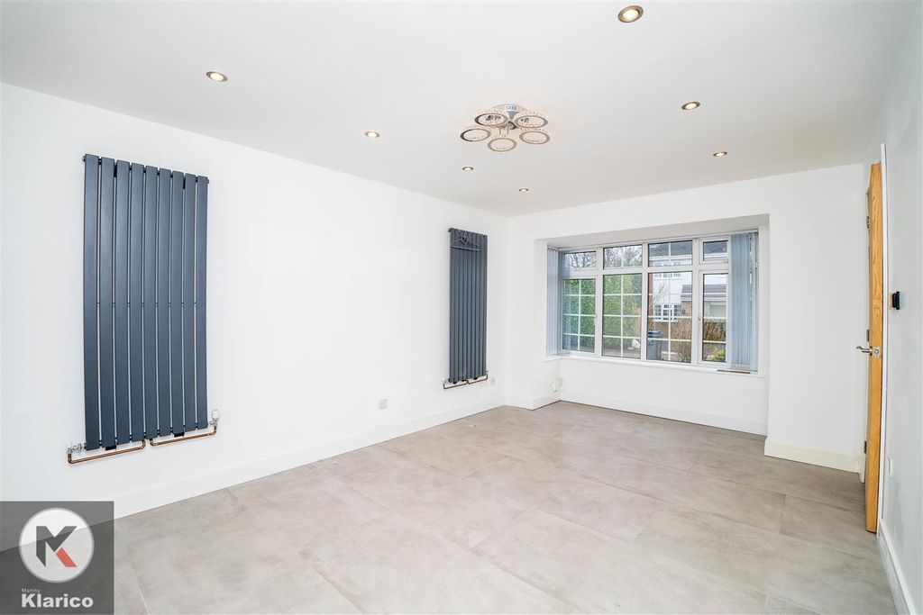 Property photo 2 of 18 Photo-1.Jpg