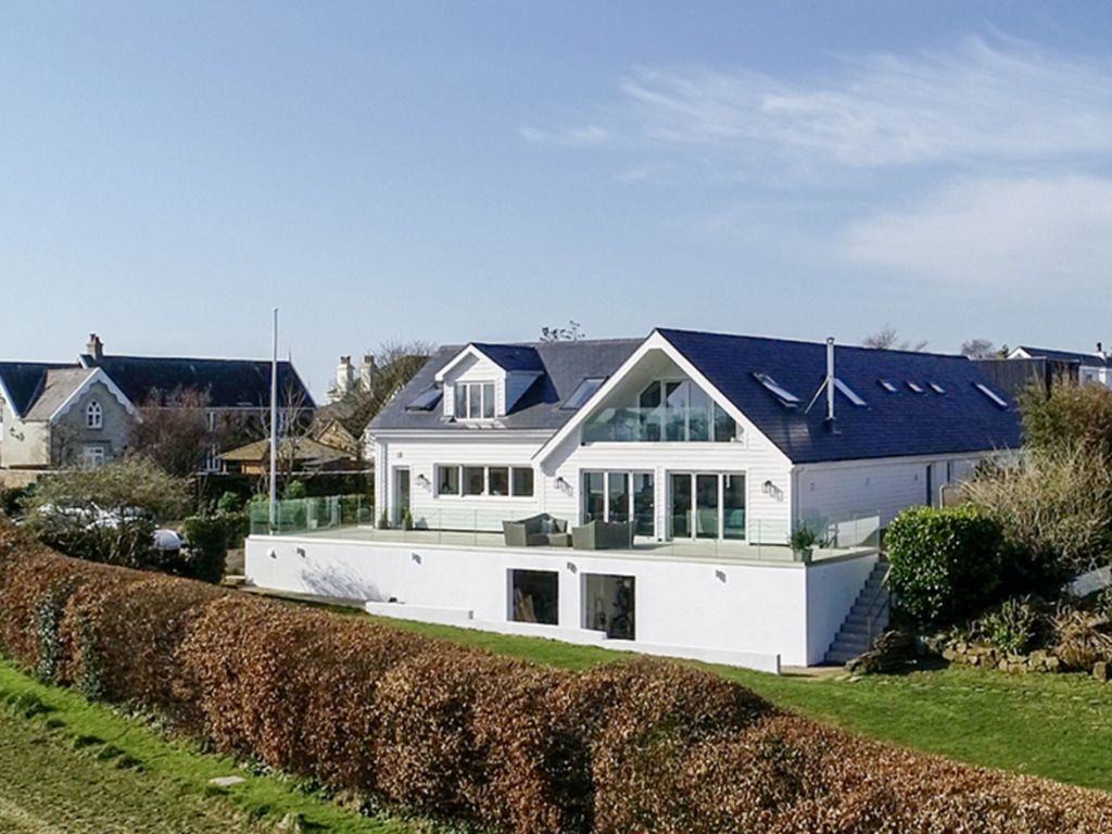 Property photo 1 of 22