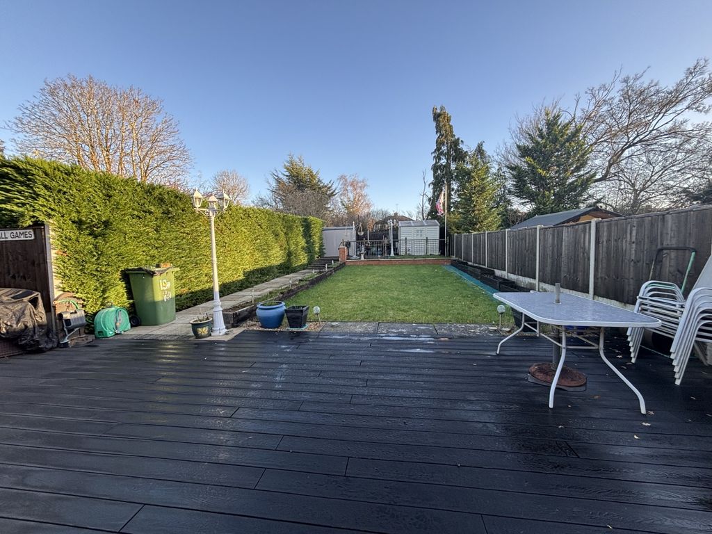 Property photo 3 of 7 Photo 1