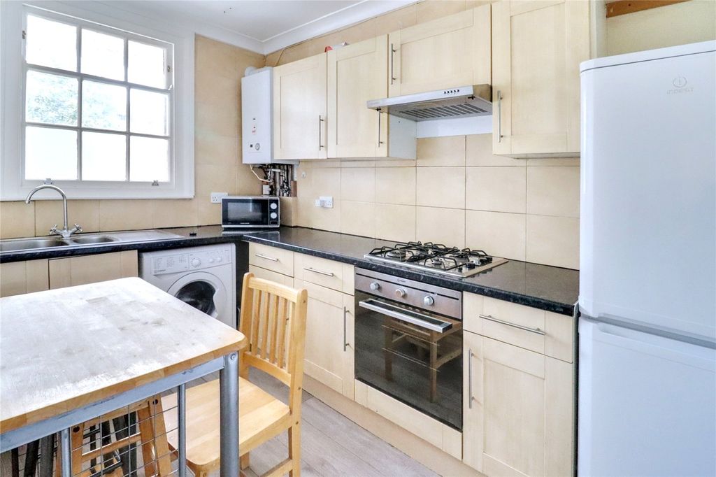 Property photo 2 of 5 Picture No. 09