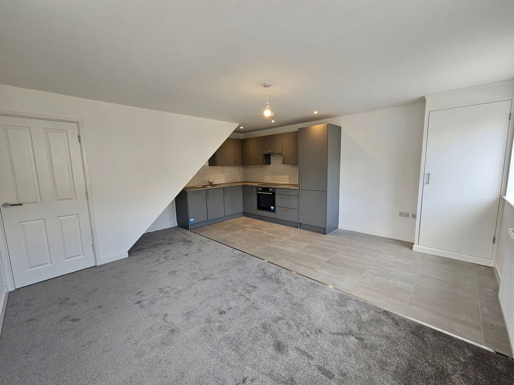 Property photo 3 of 9 Image