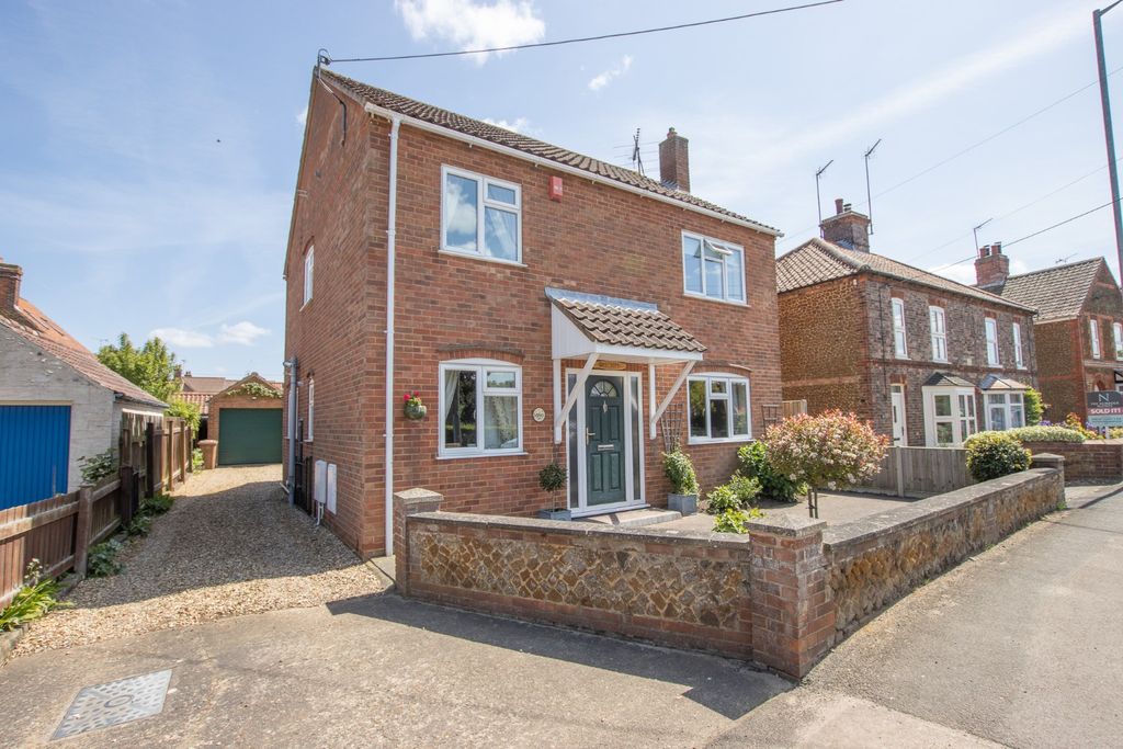 Property photo 1 of 28 2357063