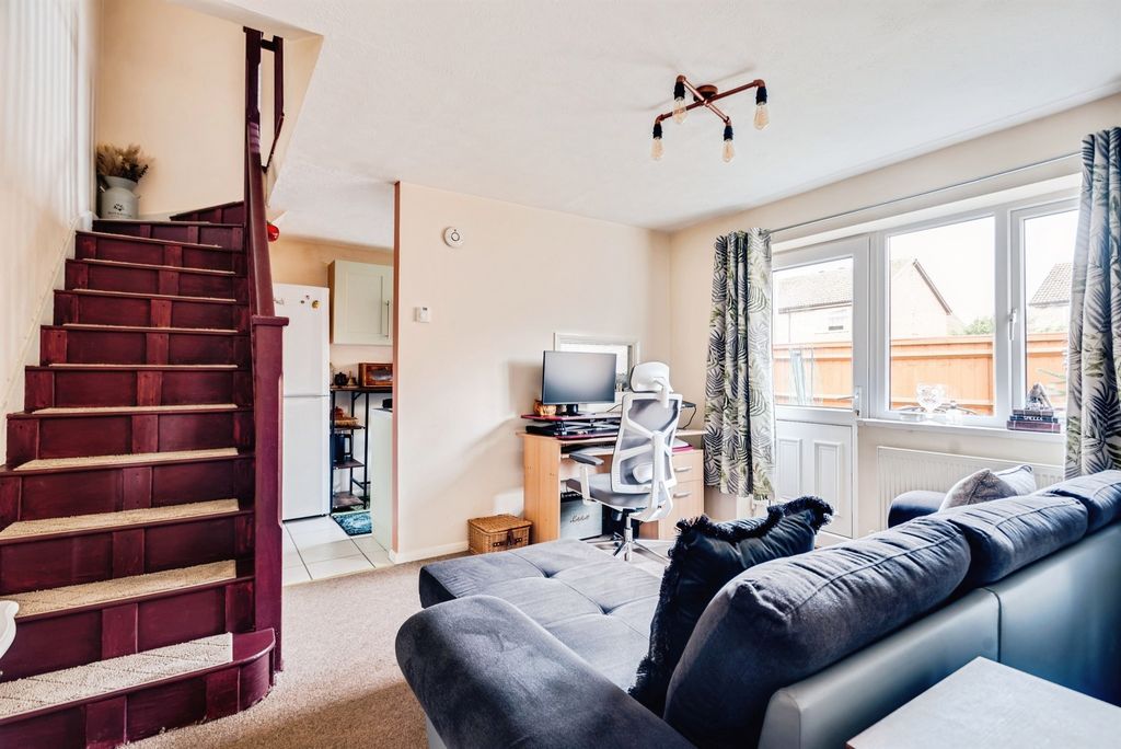 Property photo 3 of 13