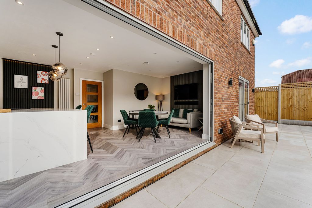 Additional image 28 of 4 bed property for saleBarnside Way, Tytherington, Macclesfield SK10