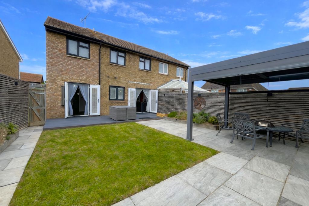 Property photo 3 of 16