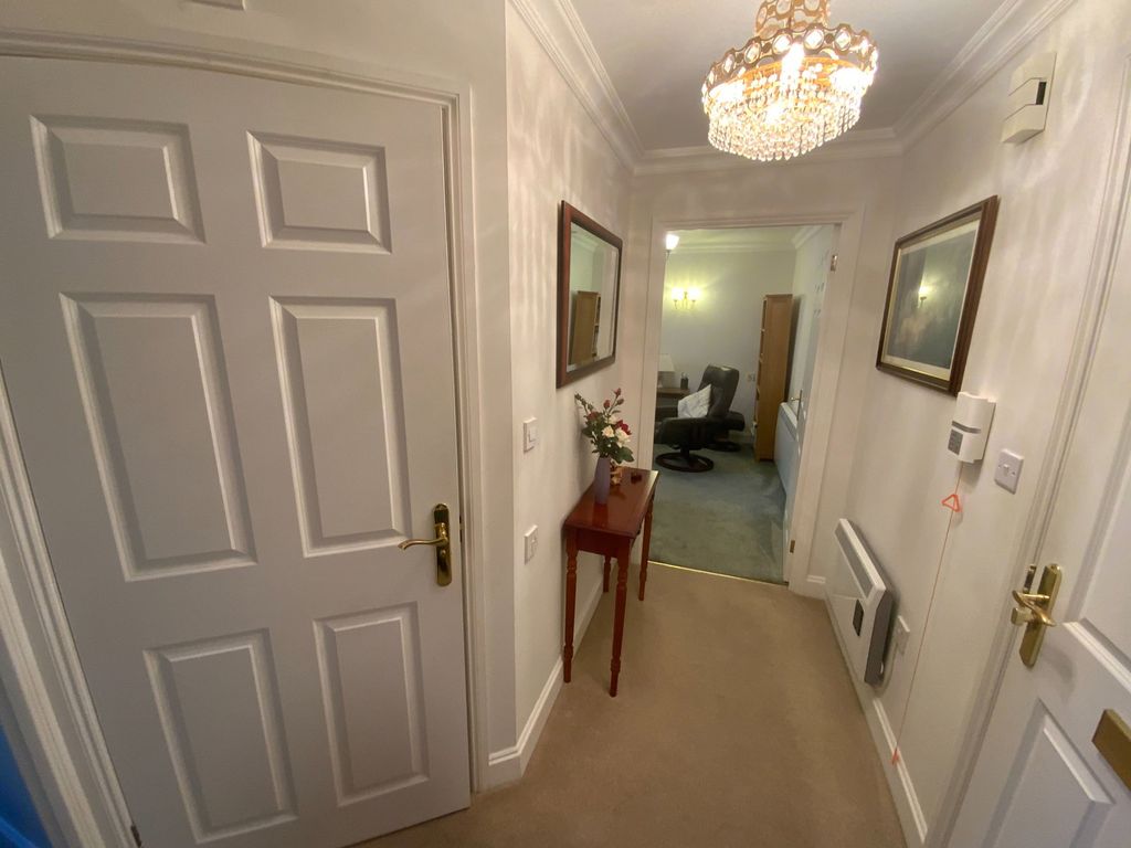 Property photo 2 of 11