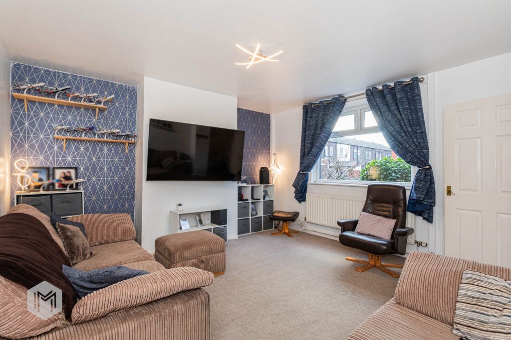 Property photo 2 of 18 Picture No. 06