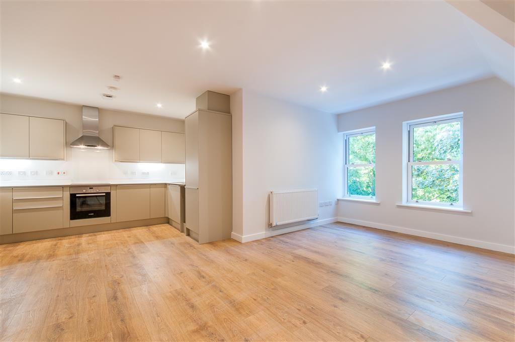 Property photo 3 of 6 Kitchen