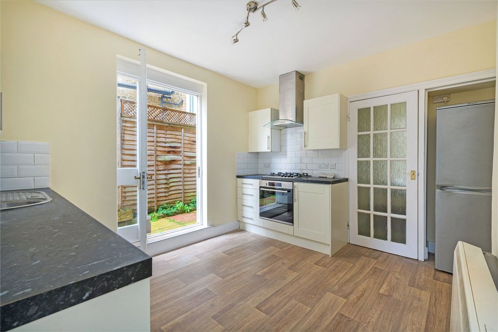 Property photo 2 of 8 Picture No. 03