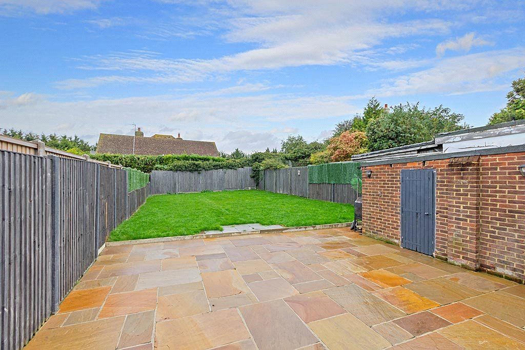 Property photo 2 of 13 Picture No. 15