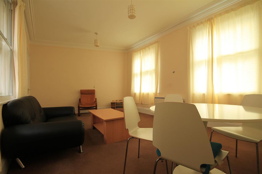 Property photo 3 of 7 3.Jpg