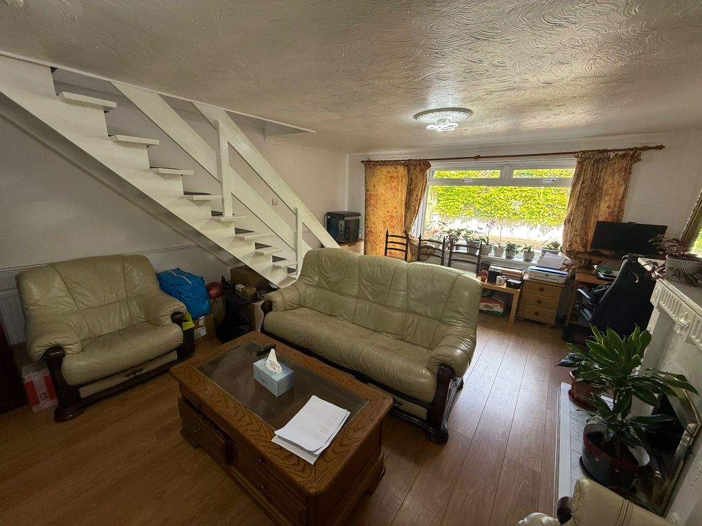 Property photo 2 of 7 Image