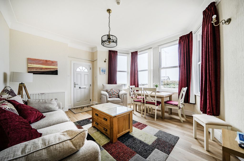 Property photo 2 of 22 1452923-9-6A0c9Bc...