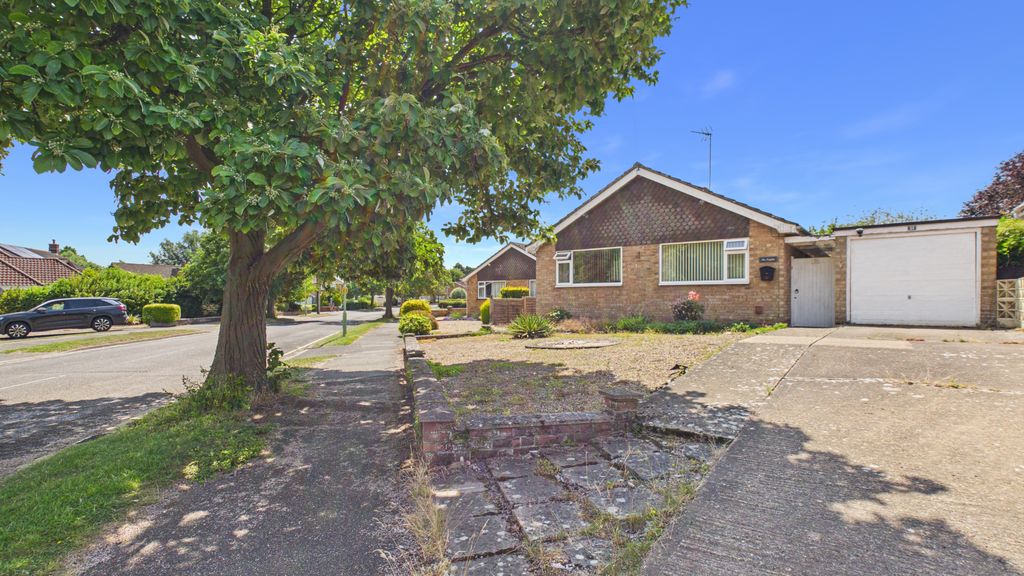 Property photo 1 of 9