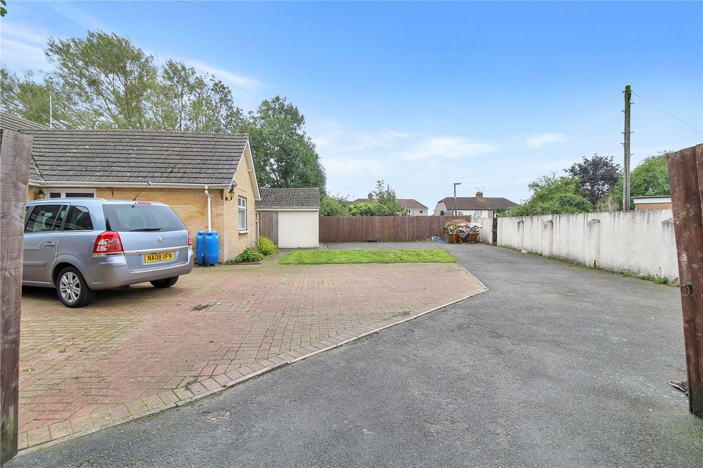 Property photo 3 of 23 Picture No. 23