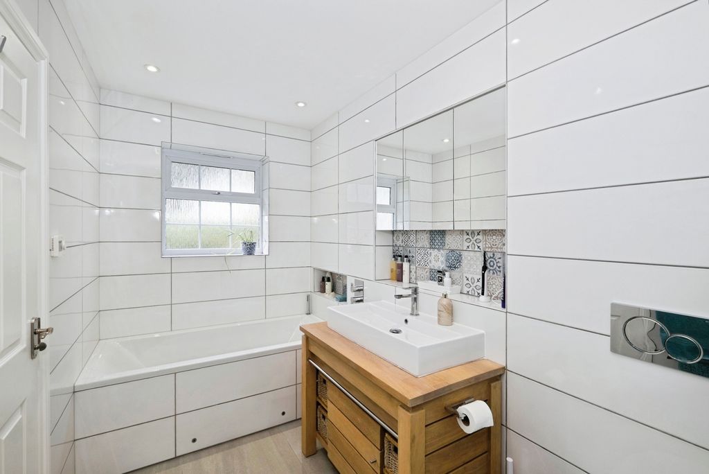 Additional image 12 of 4 bed detached house for saleLanderyon Gardens, Penzance, Cornwall TR18