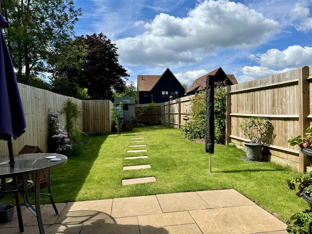 Property photo 2 of 11