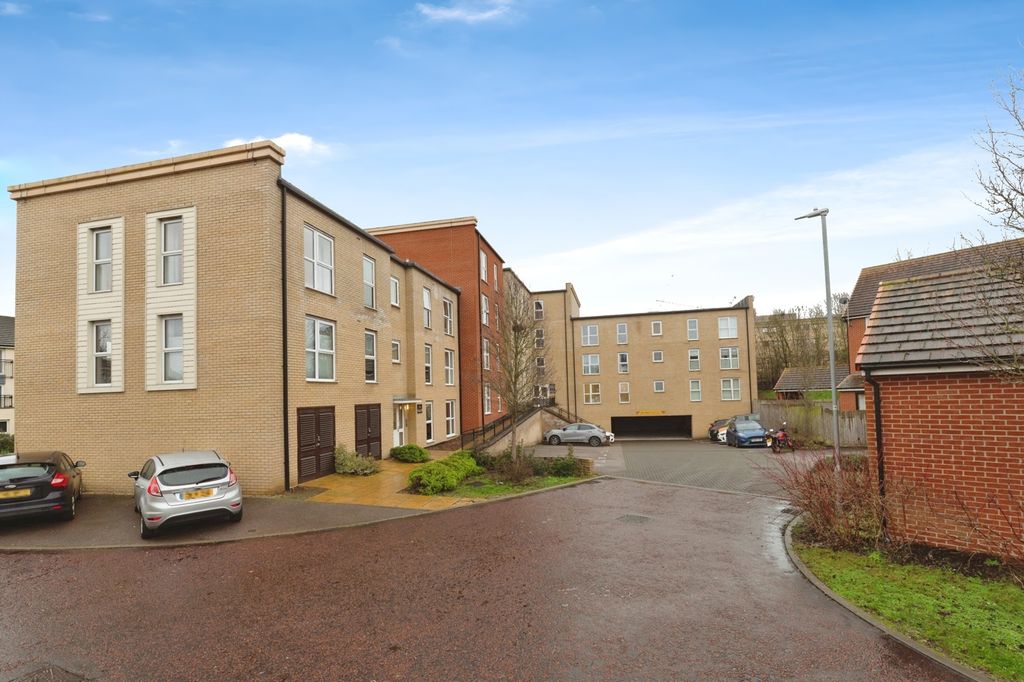 Property photo 2 of 10 Pbox-Img.Jpg