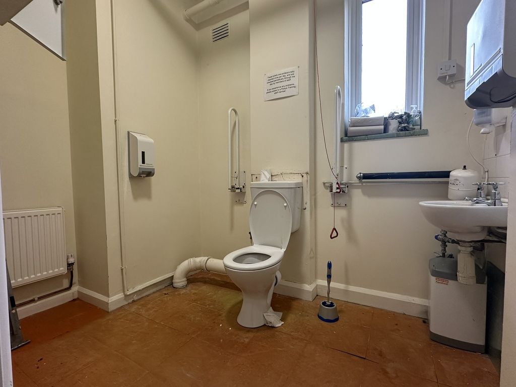 Property photo 3 of 16 Not Specified