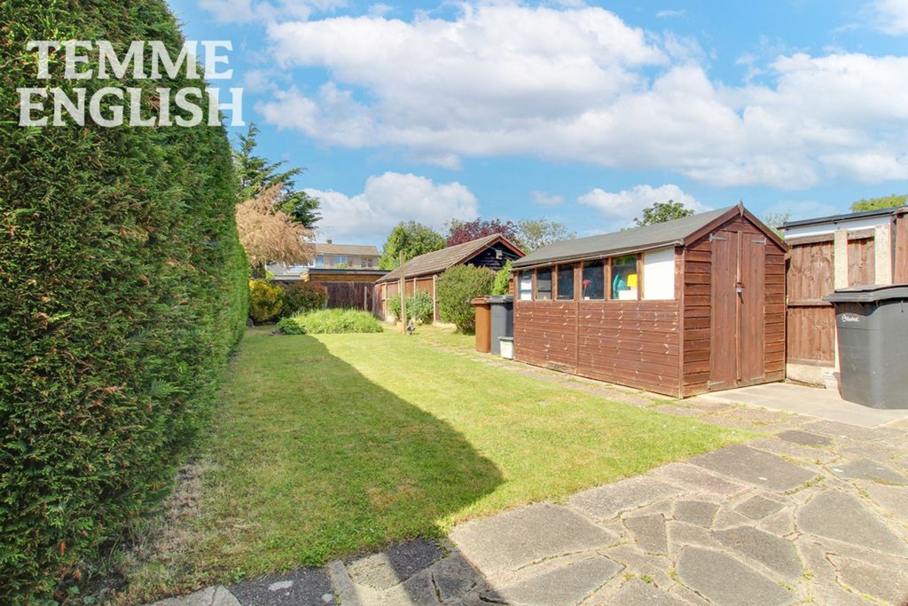 Property photo 2 of 19