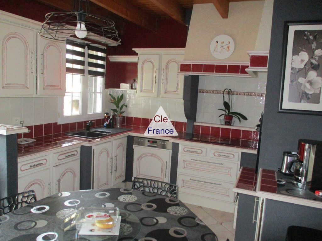 Property photo 3 of 3