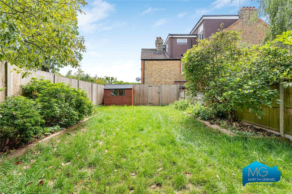 Property photo 2 of 30 Picture No. 19