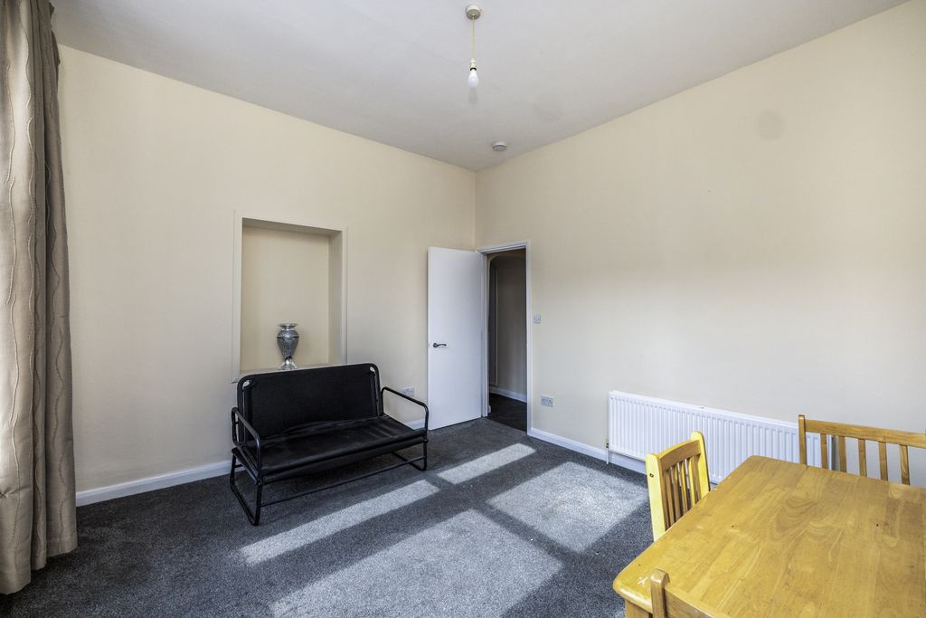 Property photo 3 of 13 Bfk_5224