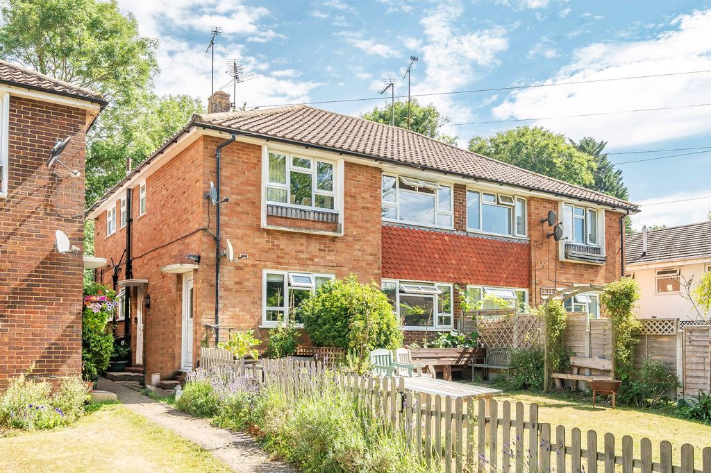 Property photo 3 of 17