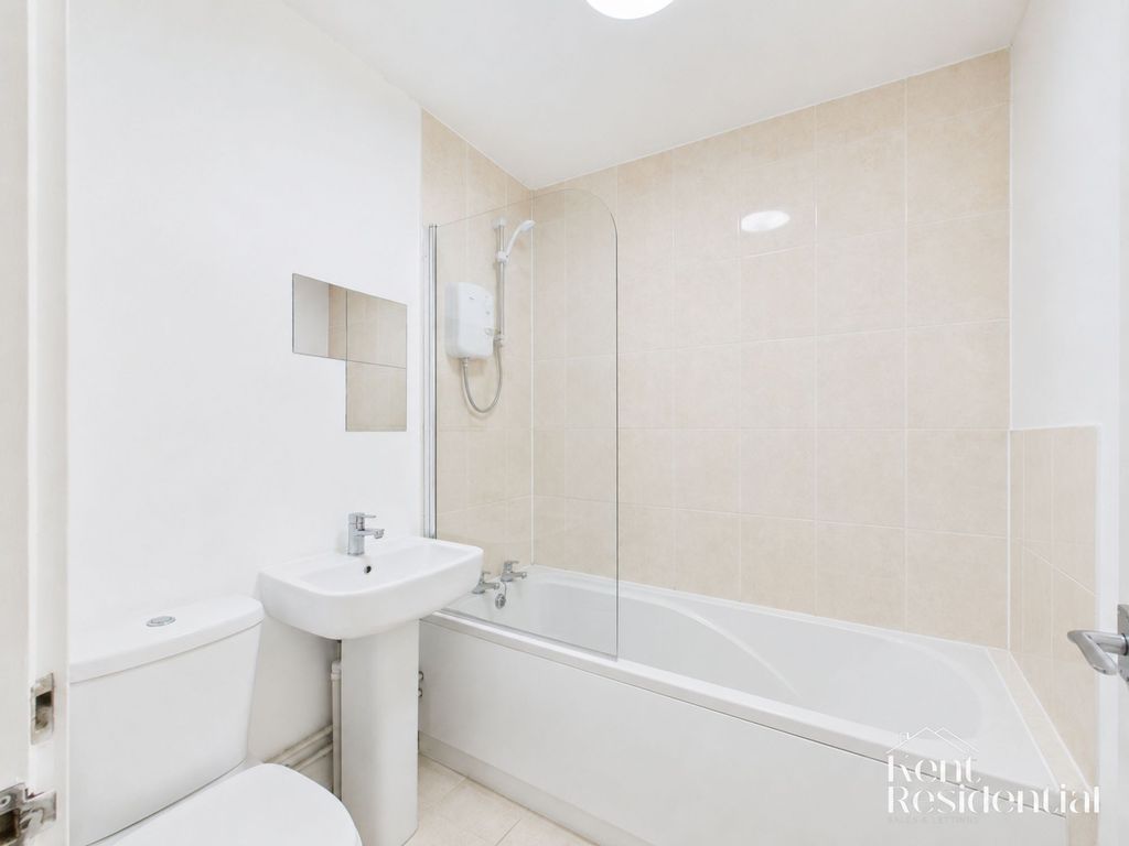 Property photo 3 of 3