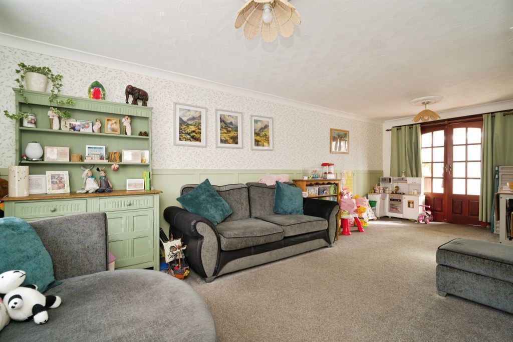 Property photo 2 of 14