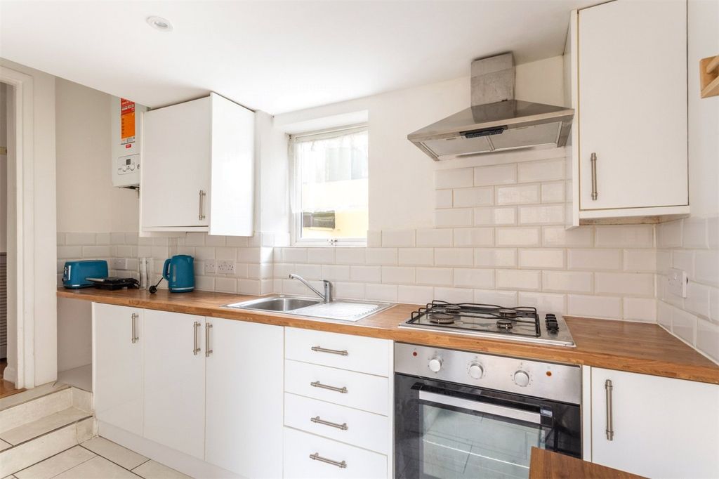 Property photo 2 of 11 Picture No. 07