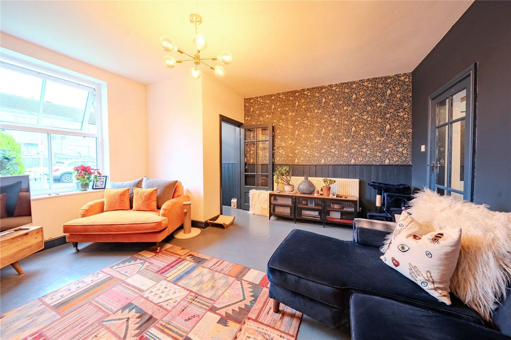 Property photo 3 of 15 Picture No. 18