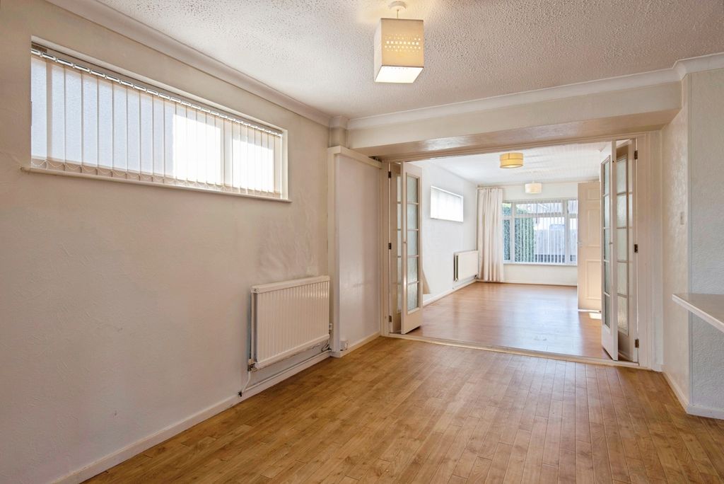 Property photo 3 of 19 Pbox-Img.Jpg