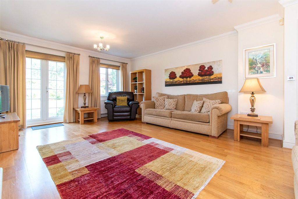Property photo 2 of 38 Picture No. 47