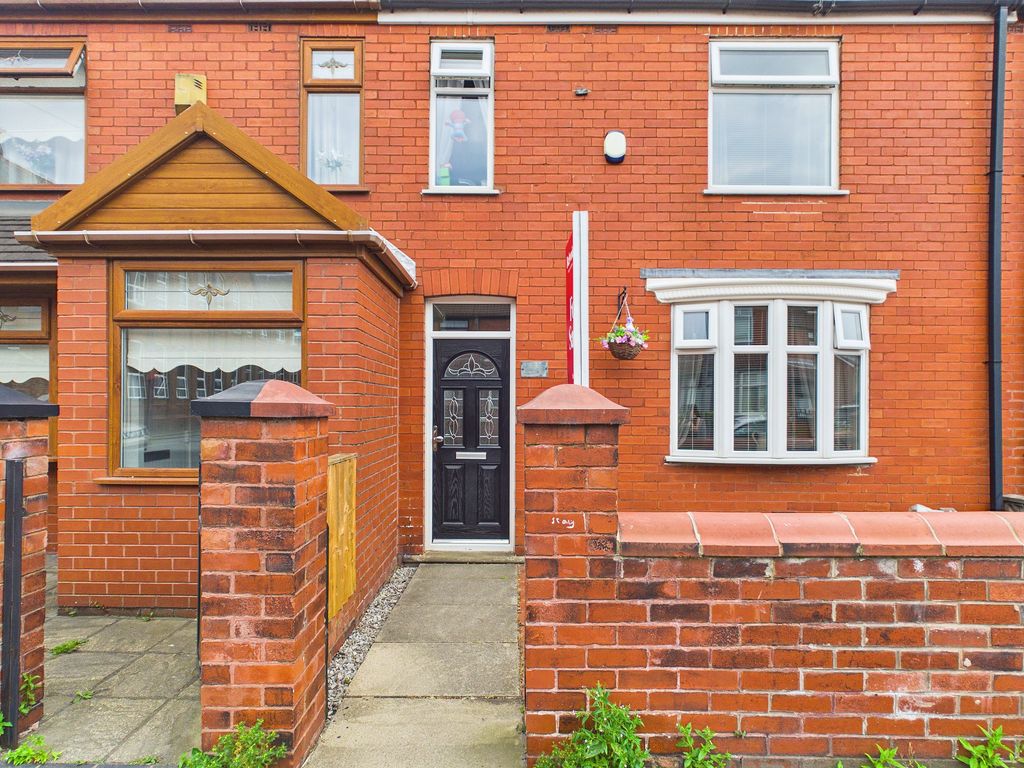 Property photo 1 of 27