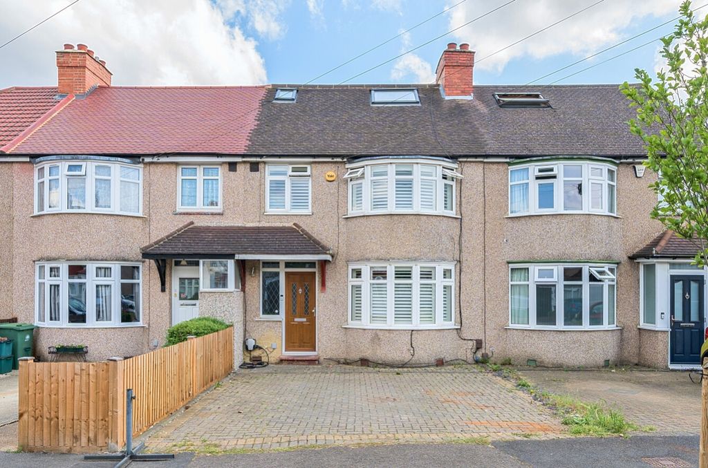 Property photo 1 of 14 3-6821d2c89B706-1289669-Arw-3