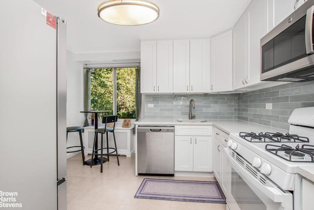 Property photo 3 of 11 <Alttext/>