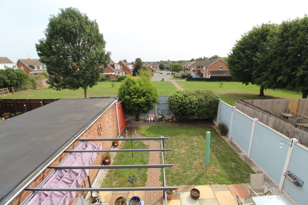 Property photo 2 of 22