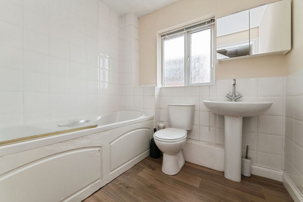 Property photo 2 of 15 Pbox-Img.Jpg