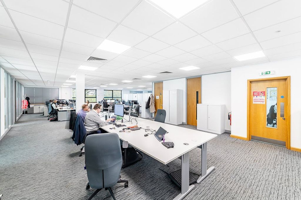 Property photo 3 of 8 265_27B_12148217_420585207_5.Jpg