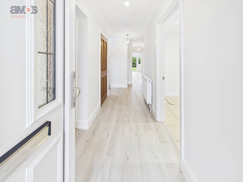 Property photo 3 of 24 4845984