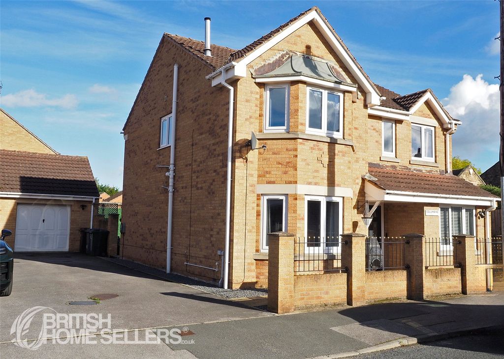 Property photo 2 of 24 2