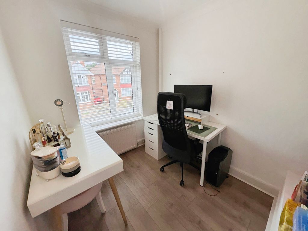 Property photo 3 of 20 5F7Afc71-Img_7459