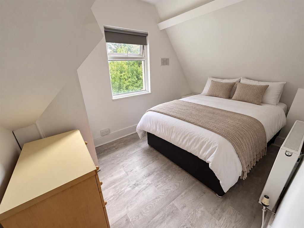 Property photo 3 of 4 Bedroom.Png