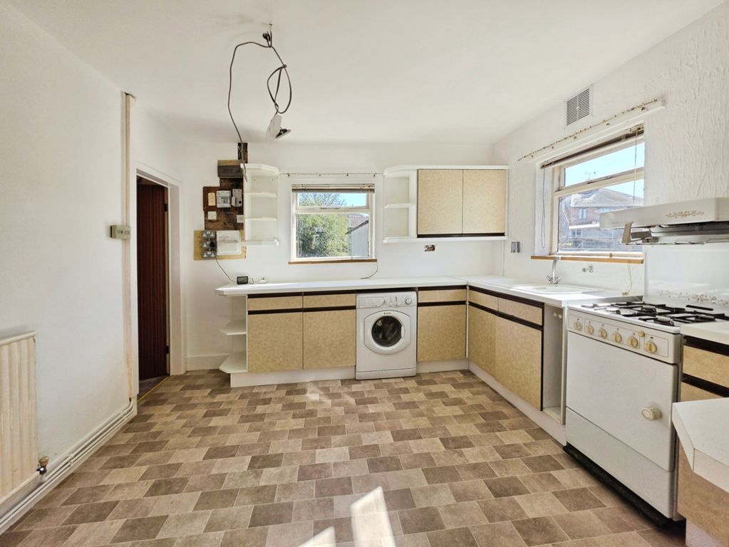 Property photo 3 of 20 Pbox-Img.Jpg