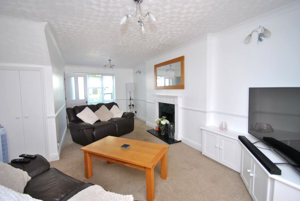 Property photo 2 of 22