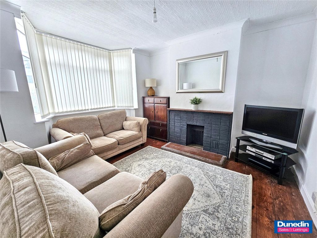 Property photo 2 of 21 Picture No. 10