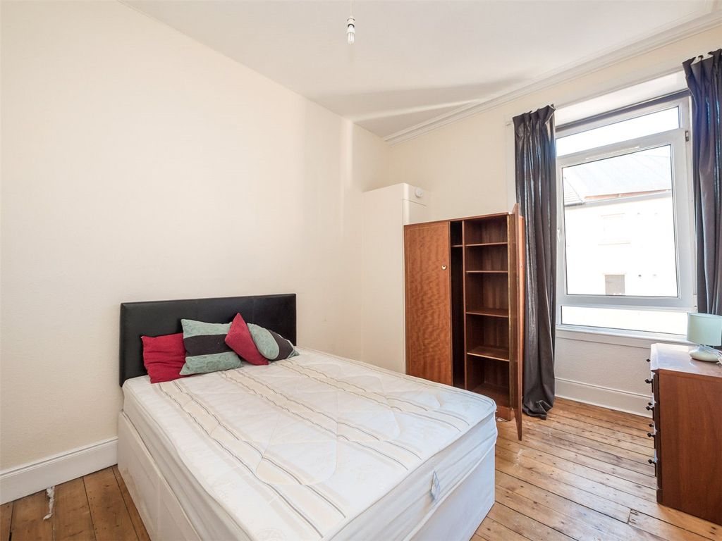 Property photo 3 of 8 Photo 3