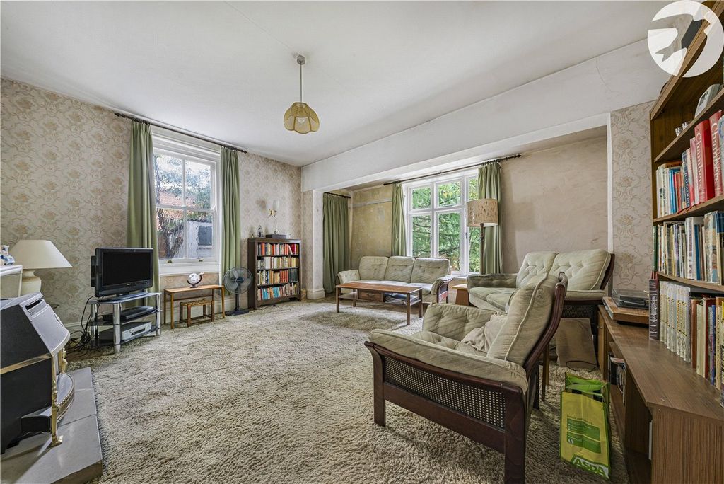 Property photo 2 of 26 Picture No. 17